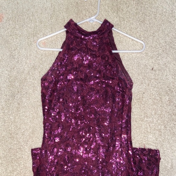 SPARKLE PROM/FORMAL DRESS - Picture 1 of 4